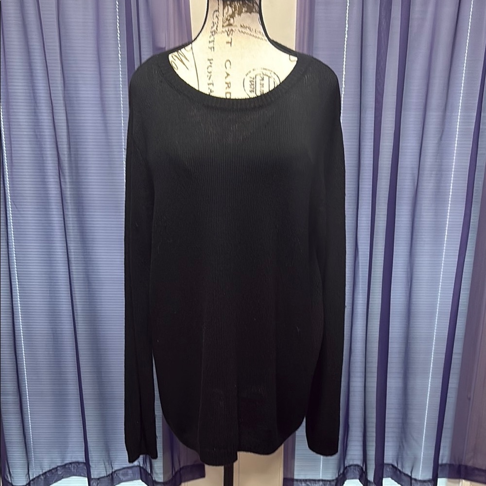 Forever 21 Black Crew Neck Sweater